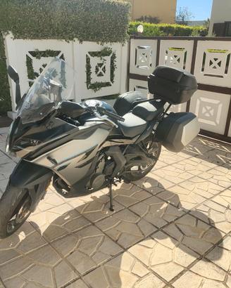 CFMOTO 650 GT