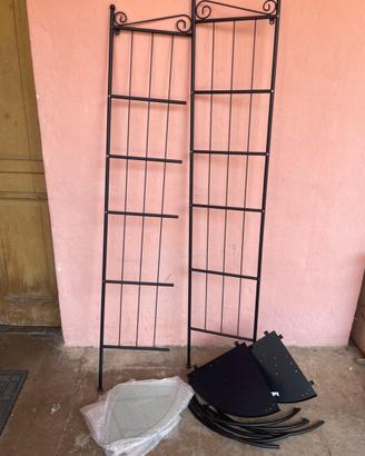 Mobiletto angolare in ferro
