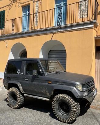 land cruiser lj70