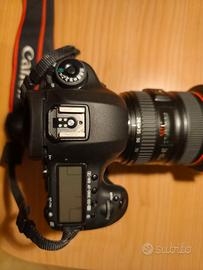Canon EOS 5D Mark III + Obiettivo Canon 24-105 mm