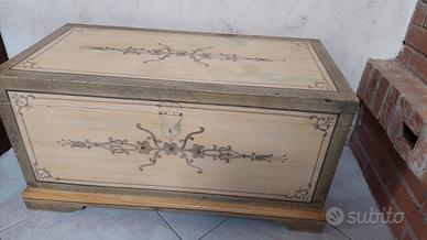 bauletto  stile antico