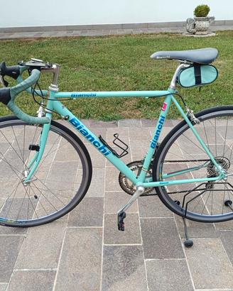 Bicicletta da corsa Bianchi.