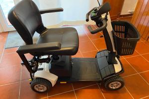 Scooter elettrico per anziani