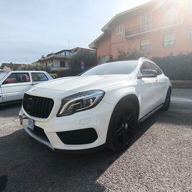 Mercedes GLA 200d 4matic 