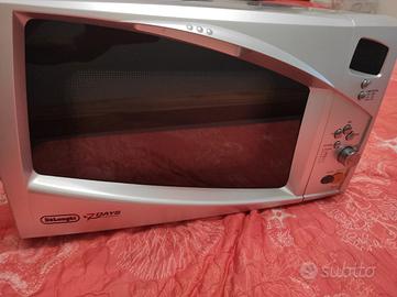Forno a microonde  De Longhi più bilancino iregalo
