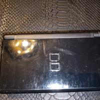 ds lite nero con 2 giochi 
