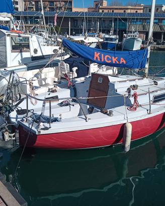 Barca a vela a Civitavecchia