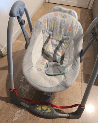 Dondolo automatico ingenuity hugs