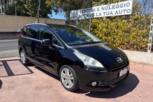 PEUGEOT 5008 2.0 HDi 150CV Allure