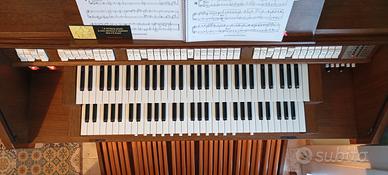 ORGANO LITURGICO VISCOUNT DOMUS 8