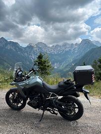 Suzuki V Strom DL 800 SE