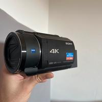 Handycam Sony ax43