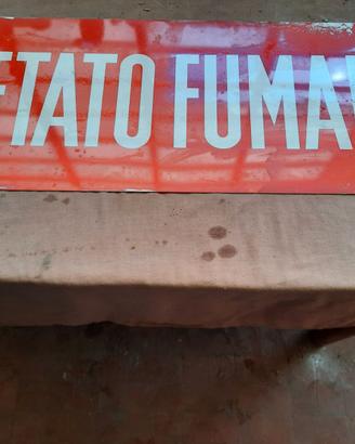Grande cartello vintage vietato fumare