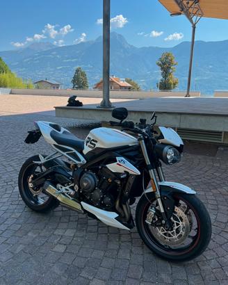 2018 Triumph Street Triple RS