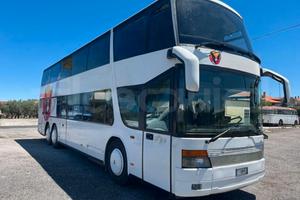 Setra S328