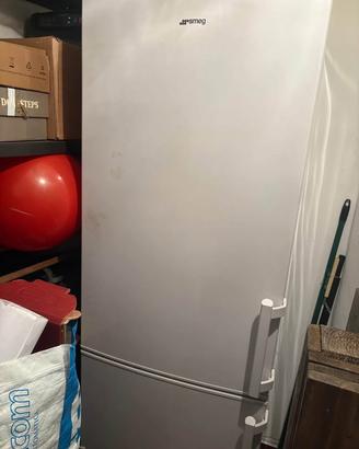 Frigorifero combinato Smeg