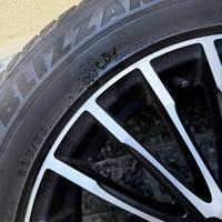 Cerchi in lega Tiguan 17” completi di gomme M+S