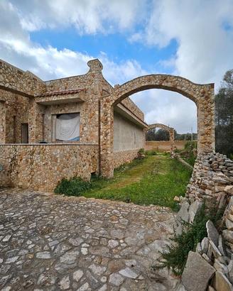 GROTTAGLIE - Villa rustica in pietra
