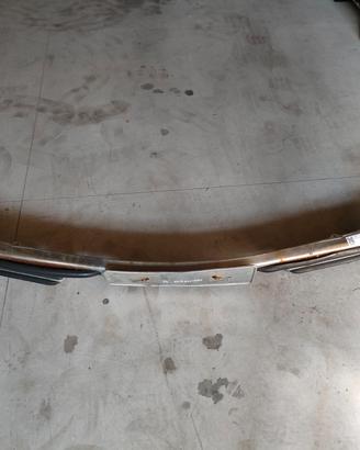Paraurti anteriore Mercedes W123 1° del 1979