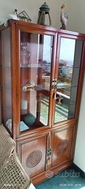 Credenza in ciliegio con vetrinetta