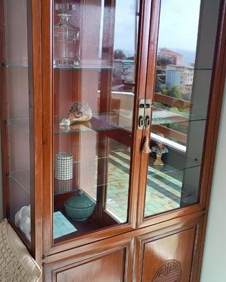 Credenza in ciliegio con vetrinetta