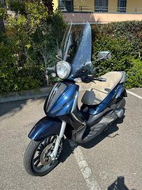 Scooter BEVERLY TOURER 300 -2009