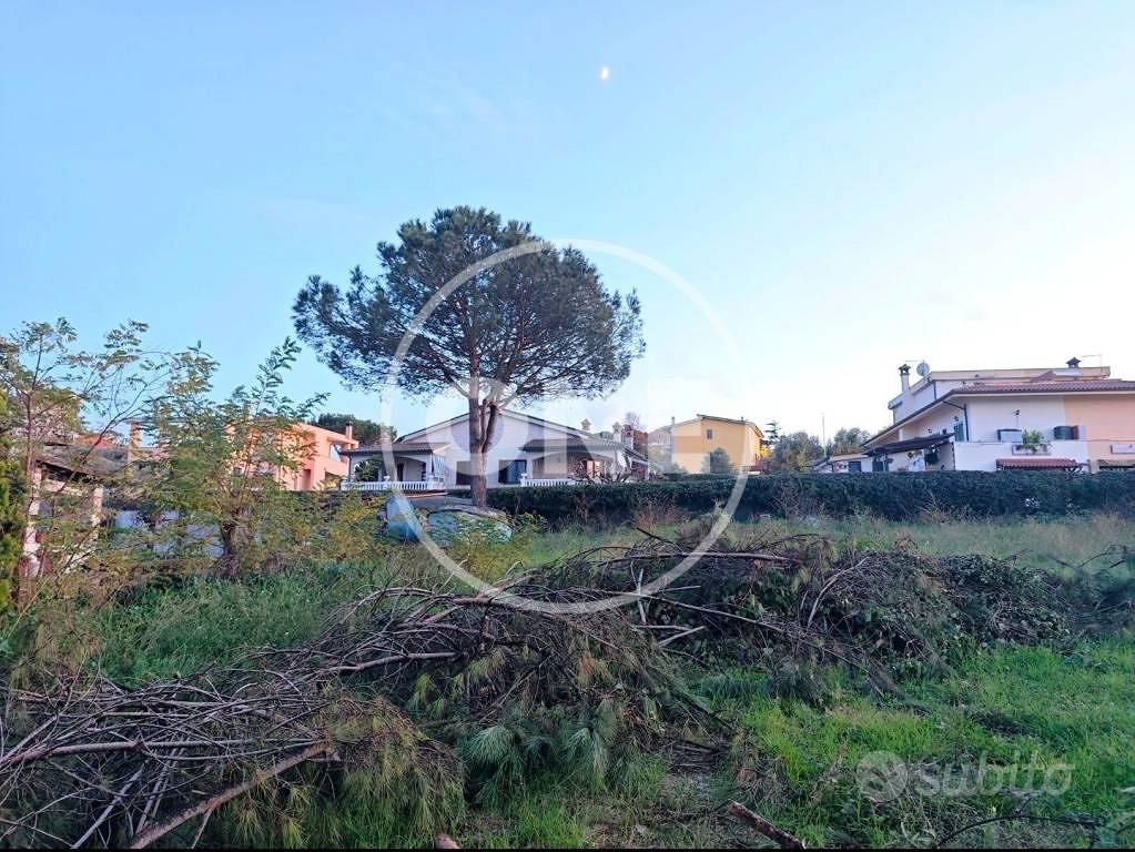 Terreno di 1452 m² a Roma - Altro