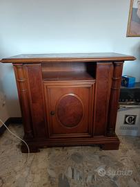 Mobile Vintage in legno. 