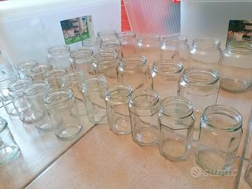 Vasi e vasetti in vetro