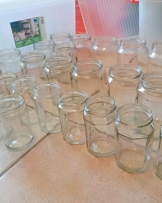 Vasi e vasetti in vetro