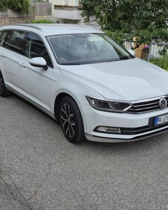 Passat Variant 2.0 TDI Executive 150CV