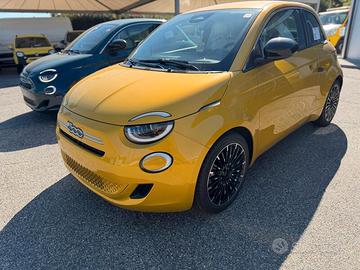 FIAT 500 (2020-->) 500 Berlina Hybrid Icon