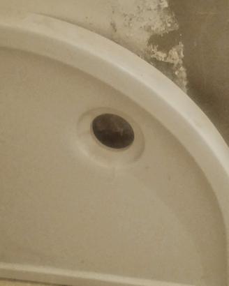 Piatto doccia semicircolare 