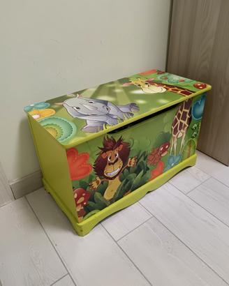 panca e appendiabiti per cameretta