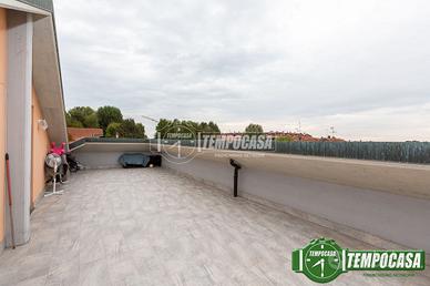 QUATTRO LOCALI CON DOPPIO TERRAZZO E DUE BOX