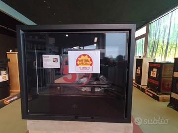 Inserto a legna ventilato, compatto