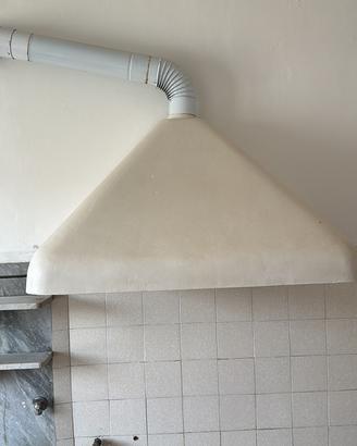Antica cappa da cucina alla genovese in ferro