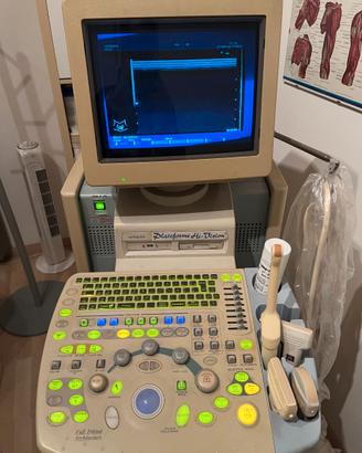 Ecografo Hitachi EUB 8500