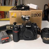 Nikon D200 + AF-S NIKKOR 35mm 1:1.8G DX