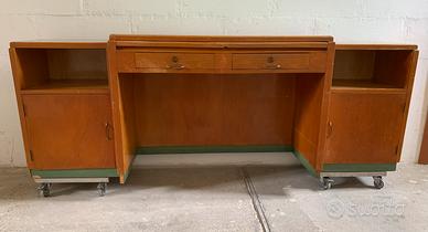 Mobile ufficio anni 60. Industrial design