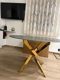 Tavolo da pranzo