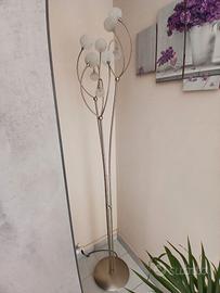 Lampada da terra moderna