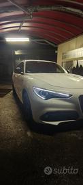 Alfa Romeo Stelvio  Veloce 2.2 210