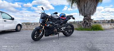BMW s1000r 2023