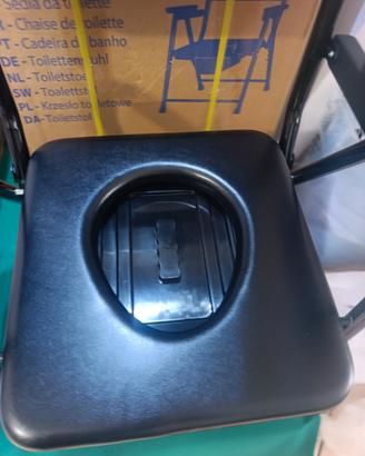 sedia wc comoda pieghevole  con vaso estraibile 