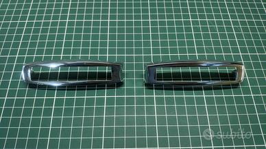 Coppia Cornici Esterne Frecce Laterali Alfa GT 105