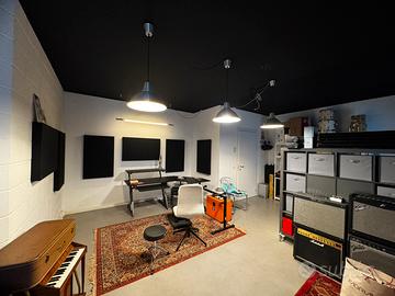 Ampio ufficio/coworking in centro città