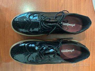 Scarpe con i lacci primadonna