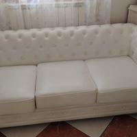 Divano Chesterfield 