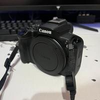 Canon EOS R50